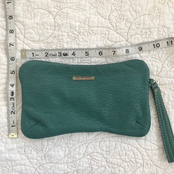 NWOT Aqua Marc Ecko Clutch - Picture 3 of 3
